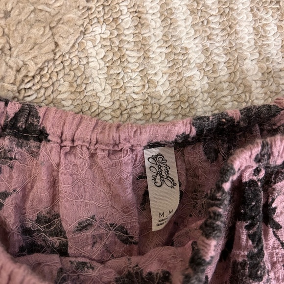 Free People off the shoulder Flowy top - Picture 2 of 5